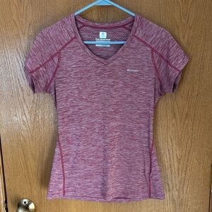 Columbia V-Neck Tee Ladies Size Medium